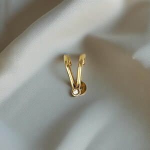 Devil's Horns 14K Solid Gold Piercing, Cubic Zirconia, Flat Back Cartilage Earring, Tragus Earring, Helix Piercing, Handcrafted Jewelry
