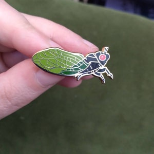 Cicada hard enamel pin