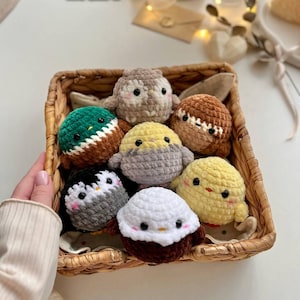 Modèle au crochet poussins, poussins amigurumi, jouet poussins, amigurumi pingouin, poussins au crochet, modèle au crochet poussin pingouin, modèle ENG
