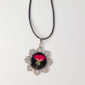 Personalized Red Rosebud Necklace, Dried Red Rose Jewelry, Dried Flower Necklace, Red Rose Necklace, Resin Necklace, Gift for Her, Epoxy