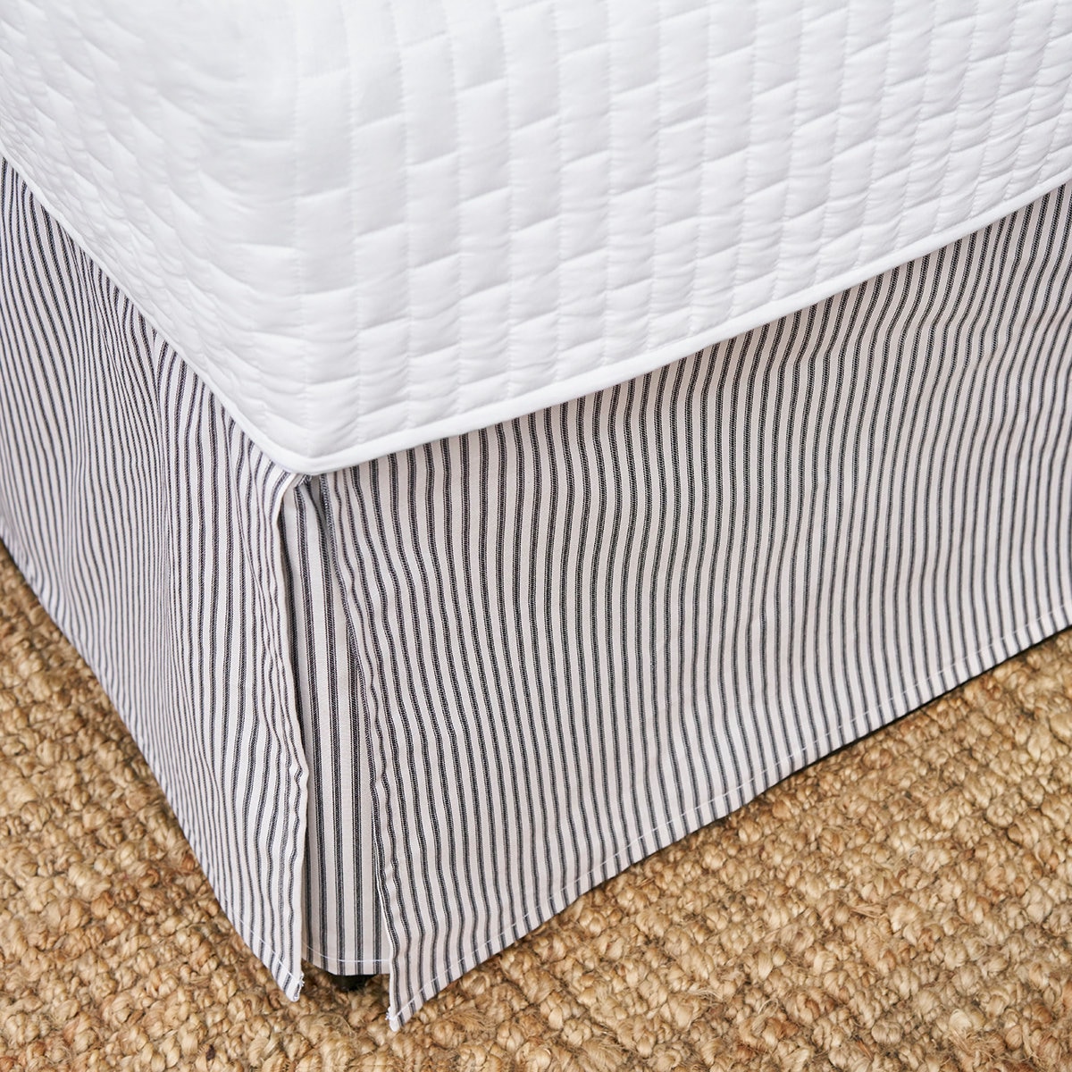 Cotton bed skirt clearance full