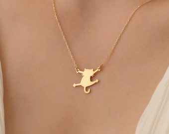 Cat Necklace, Cute Kitty Necklace, Kitty Pendant, Kitty Cat Necklace, Cat Jewelry, Gold Cat Charm, Cat Lover, Gifts for Kids, Cat Mom Gifts