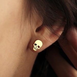Gothic Skull Stud Earrings - Punk Minimalist Earrings - Unique Silver Earrings