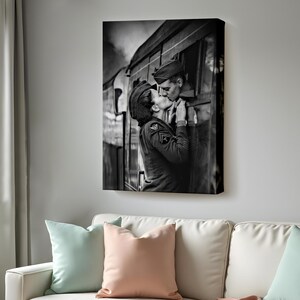 Adiós, soldado besando a su novia en el tren, pintura en lienzo, arte de pared en lienzo, regalos de inauguración de la casa, lienzo de decoración del hogar