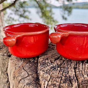 Vintage 1960s California Pottery Red Orange Ceramic Soup Bowls – Set of 2 Tomato‑Red Glazed Hand‑Thrown Bowls