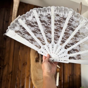 Vintage Style Floral Lace Folding Fan - Ivory White - Elegant Renaissance Festival Accessory - Bridal Party Gift