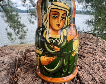 Vintage Russian Religious Nesting Dolls - Signed Apohobh - Folk Art Matryoshka - Hand Painted - Set of 5 Dolls - The Birth of Christ