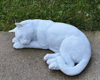 Sleeping Cat Garden Statue Concrete Outdoor Kitty Decor Peaceful Cat Figurine Resting Pet Sculpture Cute Yard Ornament Realistic Curled Cat