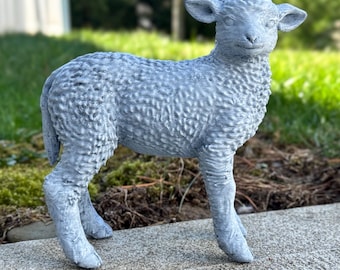 Concrete Lamb Statue Garden Decor Outdoor Sheep Sculpture Farm Animal Figurine Yard Decor Lawn Ornament Rustic Garden Decor Patio Accent