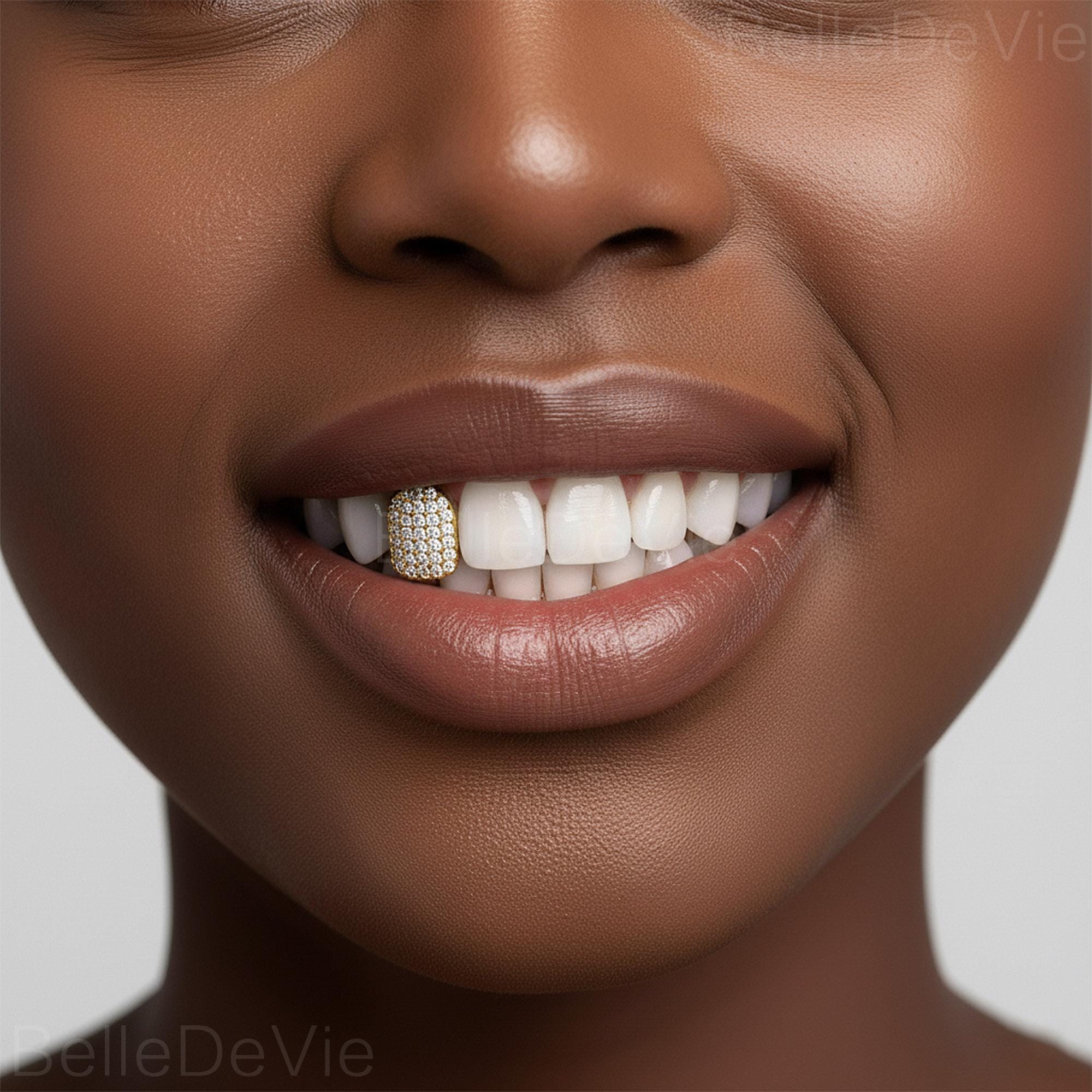 Single Geometric Diamond Tooth Grillz, Iced Out Hip Hop Teeth Jewelry, Trendy Fashion Tooth Cap, Holiday Party Grillz, Gold or Silver Plated