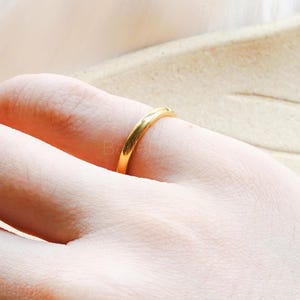Minimalist Wedding Rings 18K Gold 2mm 4mm 6mm 8mm Variety Thin Wedding Bands , Thin Stacking Ring, Pinky Ring, Gift For Her, Gift For Him