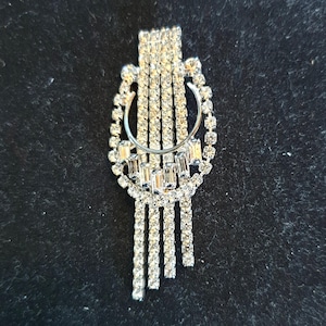 Vintage Art Deco Comet Brooch – Silver Tone White Rhinestone Statement Pin, Celestial Shooting Star Jewelry, Special Treasure Gift
