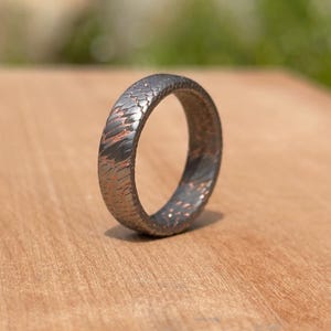 Etched Superconductor Ring - Small Filament - Handmade - Men&#39;s Ring - Men&#39;s Wedding Band - Durable - Modern - Men&#39;s Anniversary Gift