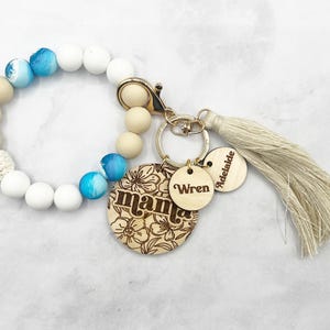 Mama Schlüsselbund Armband, Mama Schlüsselbund, Mama Armband, weiche Perlen, Name Schlüsselbund, ursprüngliche Schlüsselbund, Kinder Namen Armband für Mama, Mama Schmuck Bild 4