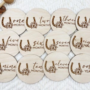 Cowgirl Monthly Milestone Marker for Baby, Newborn Photo Prop, Horseshoe Milestone Cards, Western Baby Shower Gift