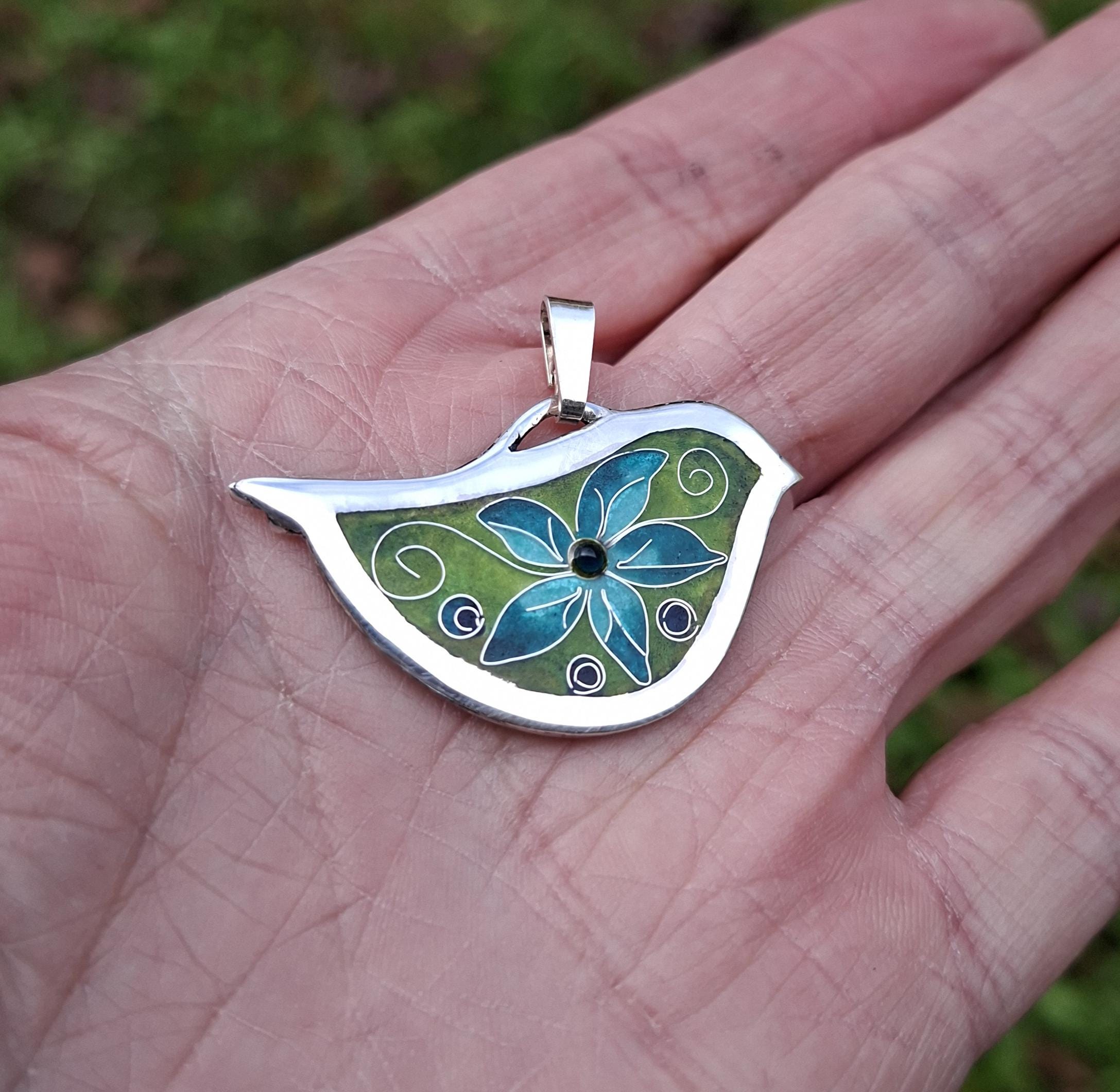 Collier Vintage Avec Pendentif Cloisonné émaillé Multicolore - Pour Pièces Détachées - Occasion - 2 Complets