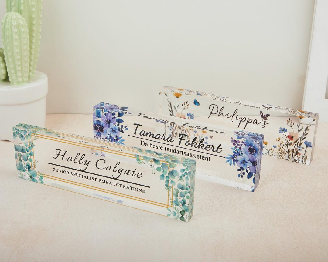 Desk Plaque,Acrylic Desk Name Plate, Floral Office Decor, Custom Teacher Gift,Name plate,N