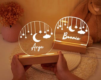 Luz nocturna personalizada de luna y estrellas, decoración personalizada para la habitación del bebé, regalo para recién nacido