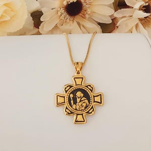 Collana con croce di San Benedetto riempita d&#39;oro 24k: ciondolo con medaglione cattolico, collana di protezione quotidiana