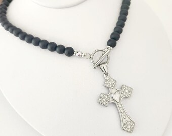 Chunky Sacred Heart Cross Necklace, Black Catholic Necklace, Beaded Cross Necklace, Unisex Catholic Jewelry,  Retro Cross Necklace