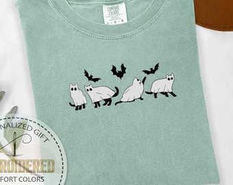 Camiseta bordada de Halloween, colores cómodos, camiseta de gato fantasma, camiseta de murciélago, regalo de Halloween, camiseta de temporada espeluznante, camiseta de persona gato