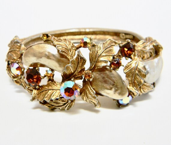 VINTAGE ANTIQUE SILVER TONE CUFF BRACELET W/ RESIN STONES