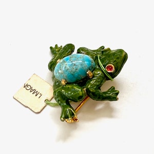 Vintage Mimi di N Green Enameled Frog with Faux Turquoise Cabochon Gold Brooch Pin Signed Original Tag