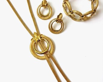 Vintage Crown Trifari Gold Tone Fleur de Lis Parure, Necklace Bracelet Earrings Set