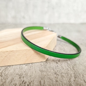 Green genuine leather bracelet, minimalist wristband