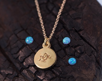 Eshet Chayil - Woman Of Valor -  אשת חיל מי ימצא   Jewish charm, Israeli Gift For Mom