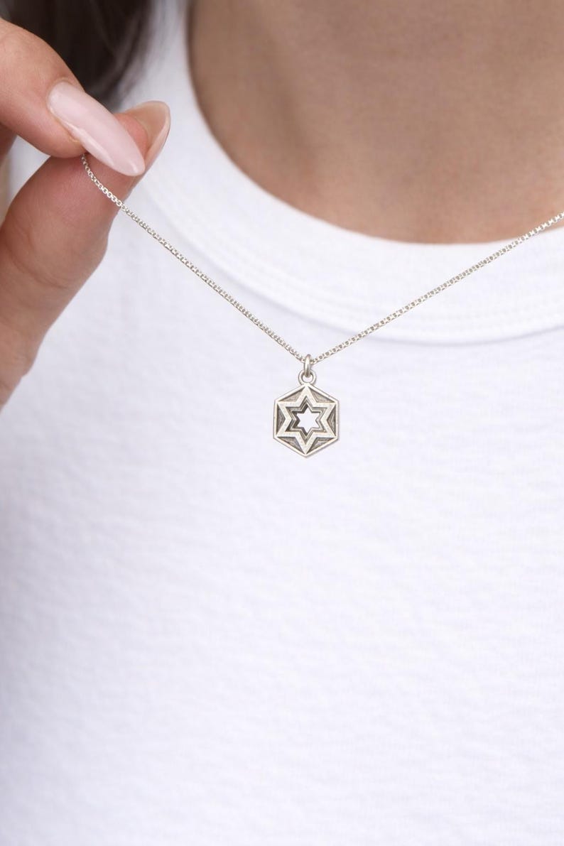 Breloque Étoile juive, étoile de David, Magen David 3D en argent sterling. image 7