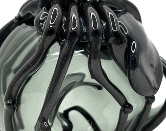 Facehugger Glass Pipe / Alien Pipe / Pyrex Glass Pipe / Heady Glass Pipe / Charcoal Hand Blown Pipe /  Xenomorph / Ready to Ship #1002