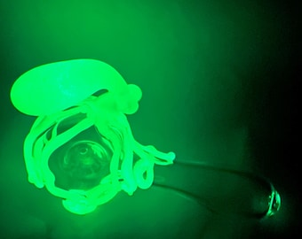 Glow-in-the-Dark Octopus Spoon Pipe