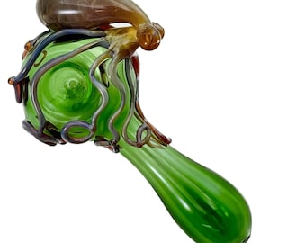 Artisan Glass Spoon Pipe, Emerald Green with Triple Octopus (Custom Colors)
