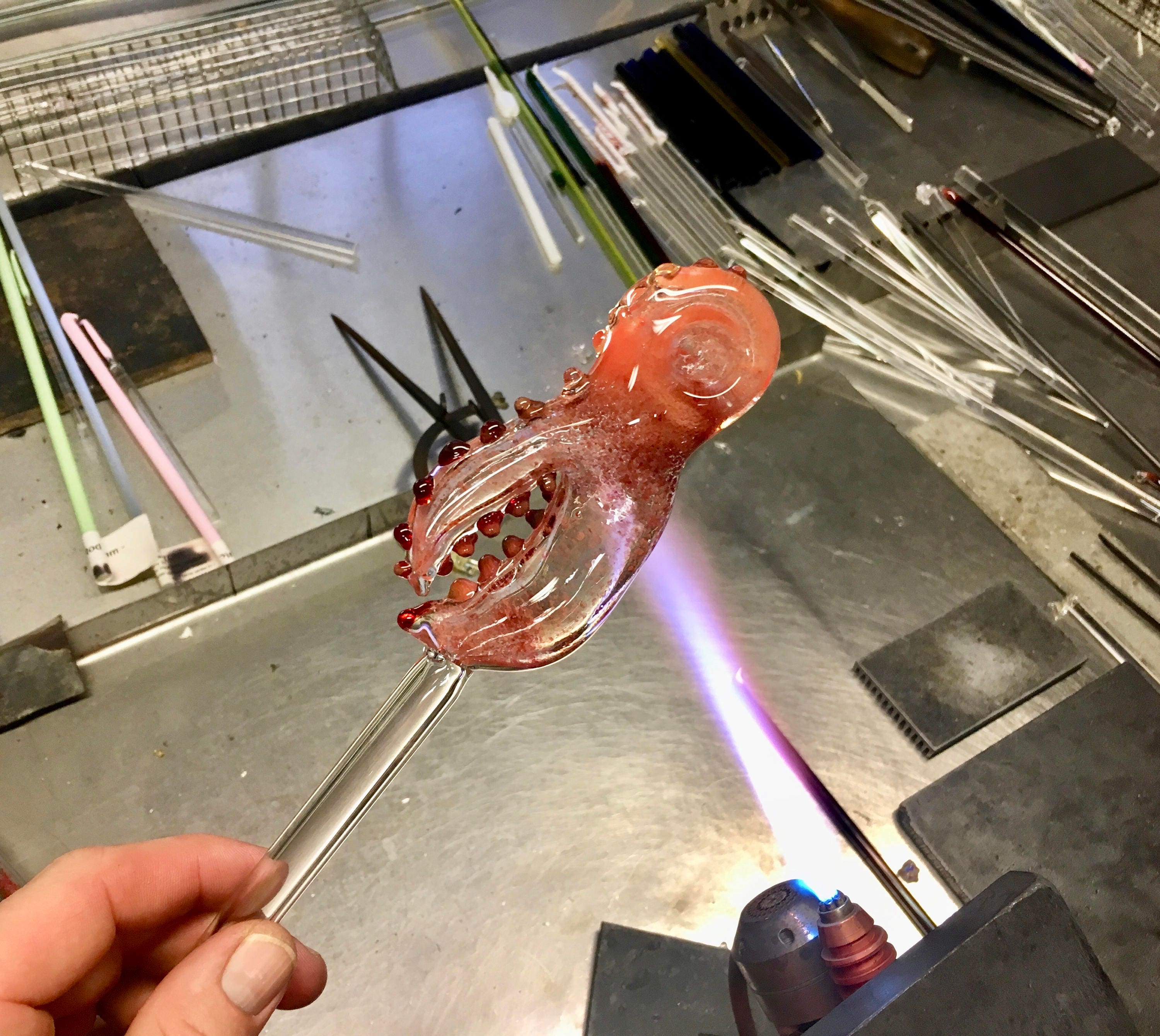 Lobster Glass Spoon Pipe in Ruby Frit, 562