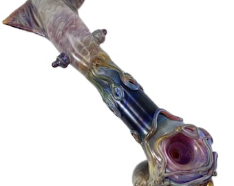 Octopus Glass Pipe: Handcrafted Borosilicate Spoon with Ocean Art