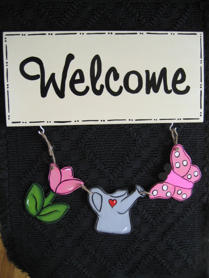 Changeable Welcome Sign Seasonal Welcome Sign with 3 sets of Interchangeable 3 piece Charms Hand Painted image 2