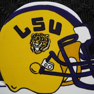 Wreath Attachment Football Helmet College, NFL, School Spirit Team Sign