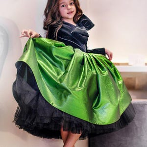 Grünes und schwarzes langes Baby-Mädchenkleid, Baby-Hochzeitskleid, Babykleid-Muster, Hochzeits-Festzug-Geburtstags-Fotoshooting, ausgefallenes Mädchenkleid, Tutu