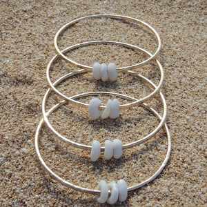 Hawaiian Puka Shell Bangle, Thick Gold Hammered Bracelet, Hawaii Beach Jewelry, Surfer Girl Gift Idea, Wedding Accessory, Waterproof Bangle