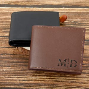 Cartera de cuero personalizada, cartera grabada a mano personalizada, cartera para hombre, cartera de cuero para novio, papá, padrinos de boda, marido, regalo para él