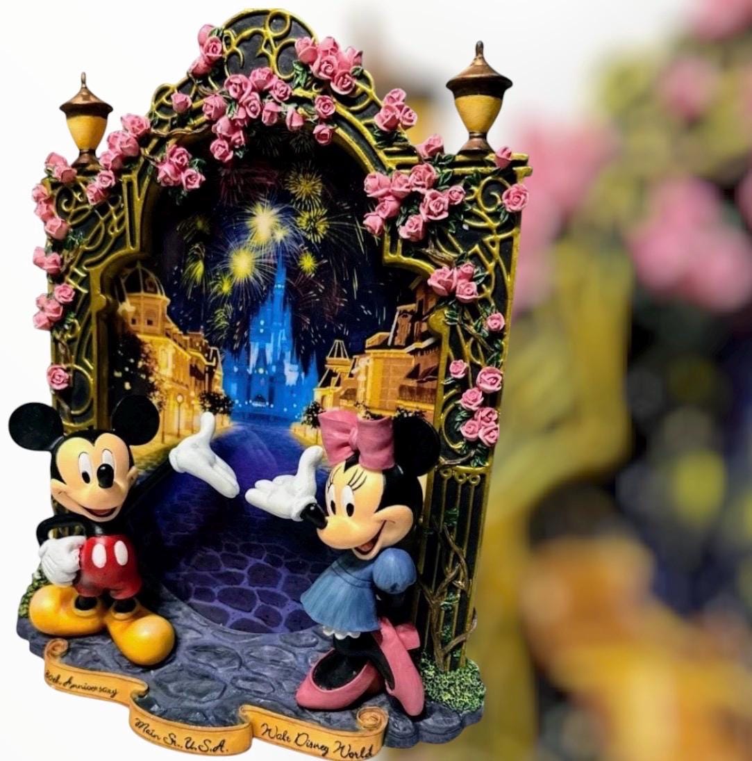Disney ミッキーマウス インテリアプレート／鋳物 Bradford Exchange Mickey Mouse Plates - Etsy