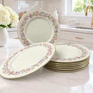 Castleton Fantasy Dinner Plates 10 3/4” Gold Trim Floral Set 8 USA Mid-century