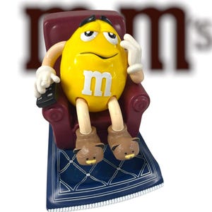 Vintage 1999 M&M’s LA-Z-Boy Candy Dispenser - Collectible Limited Edition