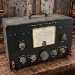 Vintage Heathkit HD-1 Harmonisk Distorsionsmätare Rörljudtestutrustning - Samlarobjekt