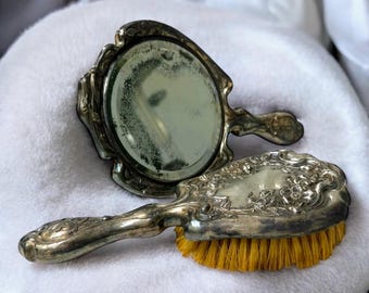 Antique Art Nouveau Silver Boudoir Mirror and Hairbrush Set  display picture 1