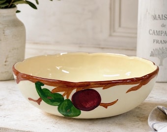 Franciscan Apple 9” Serving Bowl USA Hand Painted Vintage Farmhouse Kitchen Decor