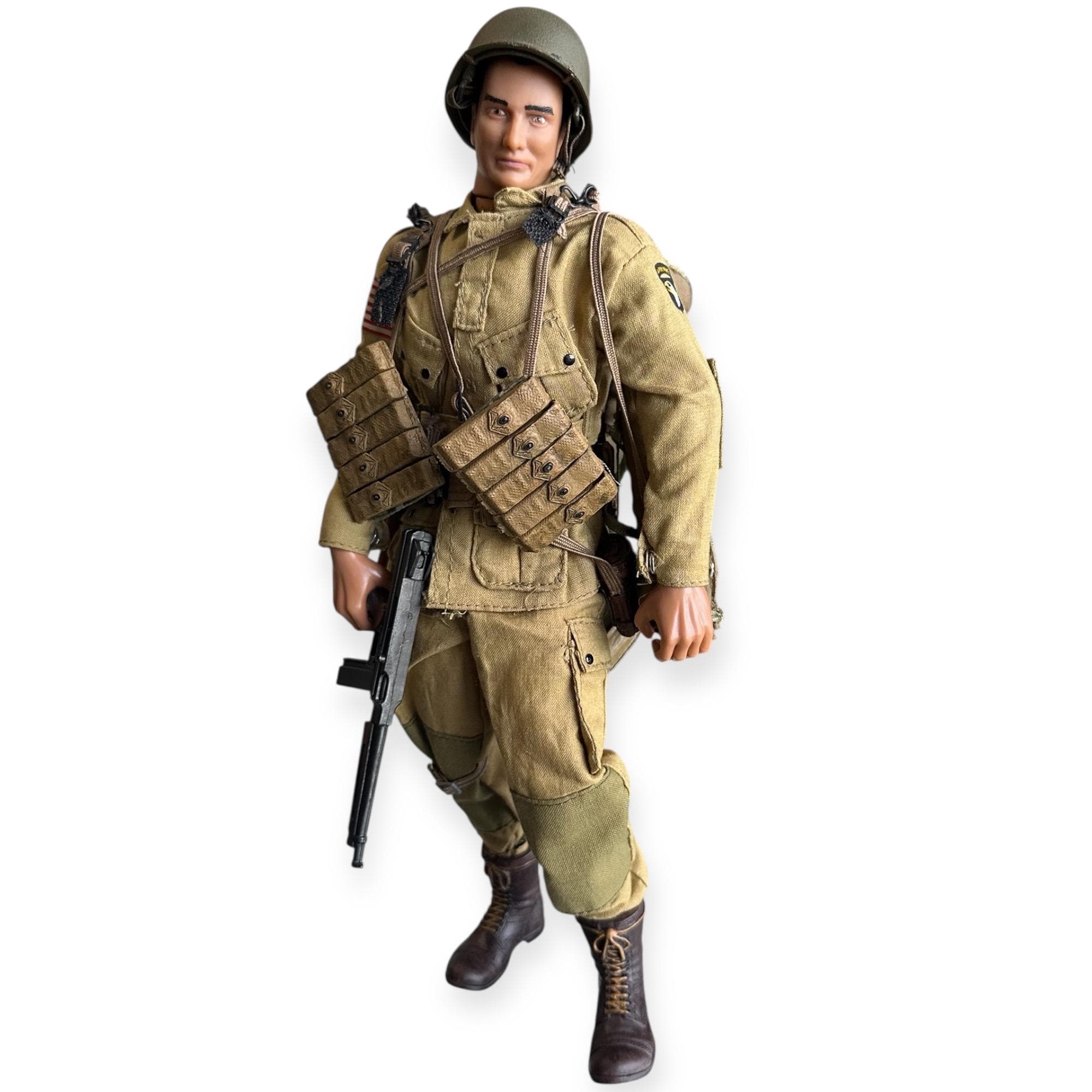 21st Century Toys Ultimate Soldier WWII US Airborne Paratrooper 1