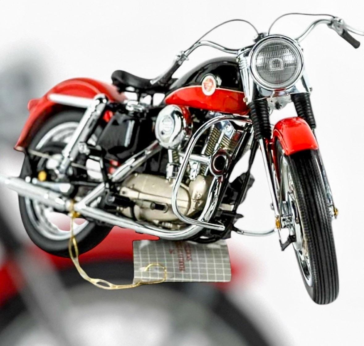 フランクリンミント製 1957年式 HD XL スポーツスター 1/10 フランクリンミント製 1957年式 HD XL スポーツスター 1/10