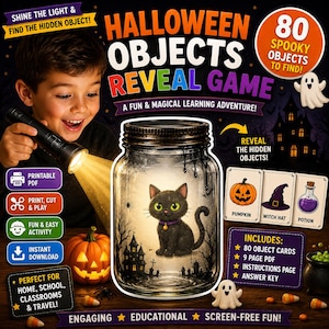 Puede incluir: Un juego de revelar objetos de Halloween en formato PDF imprimible. La imagen muestra un gato negro dentro de un frasco de cristal, una calabaza iluminada y tarjetas con una calabaza, un sombrero de bruja y una poción. Texto: 80 Spooky Objects.